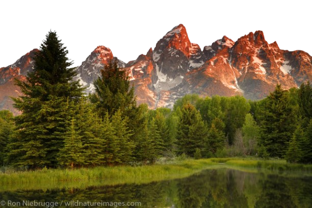 mountains-removebg-preview